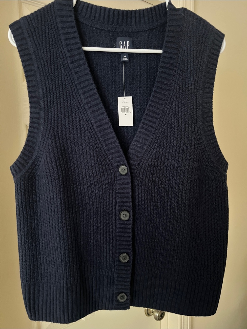 NWT GAP Navy Ribbed Button-Front Knit Vest